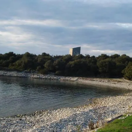 Apartamento Niko 1 Kožino