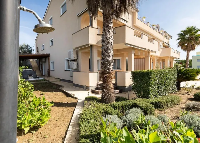 Apartamento Niko 1 Kožino